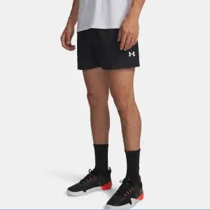 [언더아머](대전신세계)6009712-001 블랙 UA Tech 우븐 남성 5인치 쇼츠 반바지 헬스 런닝 스포츠