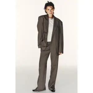 zara 자라 더블 패브릭 스트라이프 오버사이즈 블레이저 - 브라운 / 크림148344