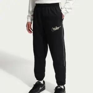 나이키팬츠 SQJ IF0765-010 스포츠웨어 클럽 남성 경량 팬츠