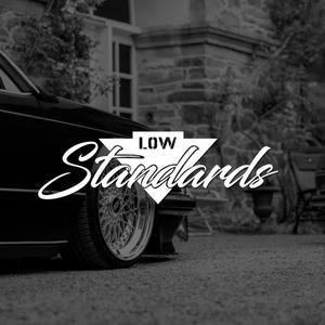 저가형 JDM 낮은 위치의 앞뒤 유리창 장식 반사 자동차 스티커 GK5 골프 도어 후드 휠 아이브로우