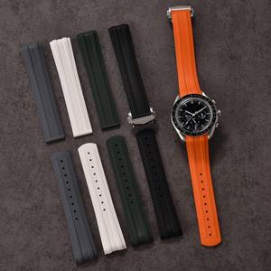 소프트 FKM 러버 시계줄 스트랩 20mm 오션 오메가 시마스터 300 프리미엄 커브드 교체용 스피드마스터 호환