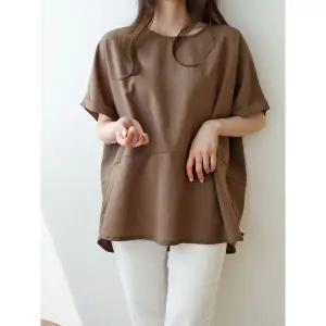 [하프클럽/샵앤]국산 여성 라운드 뒷절개 루즈핏 반팔 블라우스 AMI-WBL-5219-