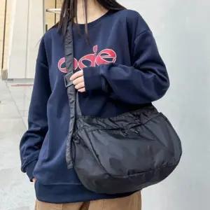 남녀공용 숄더백 가방 파우치 라이트 투포켓 크로스백