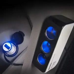 [하프클럽/]소켓 차량용핸드폰충전기 차량충전기 3구