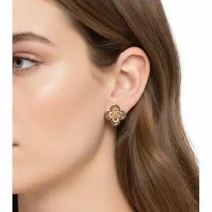 KIRA CLOVER STACKED STUD TORY (153719-720) (키라 클로버 스택 ㅤㅅㅡㅌ터드 이어링)