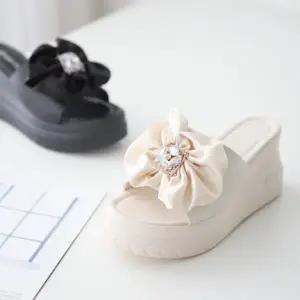 [옷자락]여자 큐빅 리본 장식 통굽 웨지 플랫폼 샌들