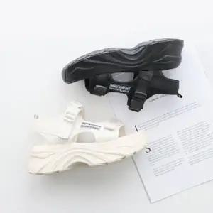 [옷자락]여자 데일리 플랫폼 통굽 스트랩 샌들