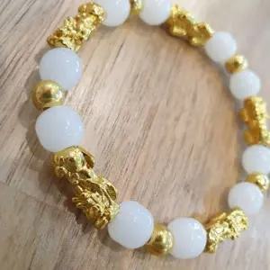 [하프클럽/]재운 상승 흰색 행운 팔찌 Realty 부 동산 투자