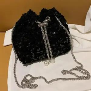 출퇴근백 캐주얼백 스팽글 수납가방 숄더 심플가방 데일리백 패션가방 반짝이