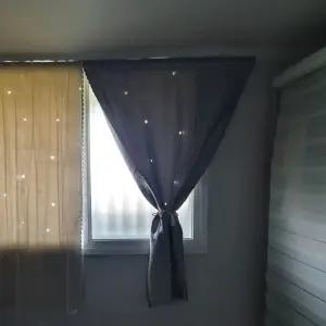 붙이는 스타펀칭 암막커튼 그레이 원룸 창문형 셀프가림막 가리개 거실커텐 작은 아이방 패브릭 안방 방한