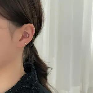 [옷자락]여자 미니 나뭇잎 큐빅 써지컬 바 변경 피어싱