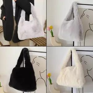 네모퍼백 털가방 페이크퍼백 페이크퍼가방 겨울숄더 털가방 페이크퍼백 페이크퍼가방