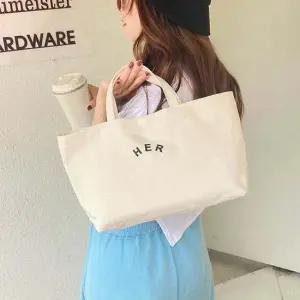 플 레터링 포인트 데일리 캔버스 토트백 여성 빅사이즈 가방