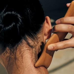 [공식] 아로마티카 돌고래 페이스 바디 괄사 마사저 (L)