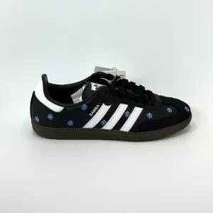 (W) 아디다스 삼바 OG 코어 블랙 화이트 꽃삼바 꽃무늬 꽃자수 IF4397