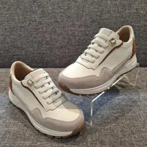 [탠디]미셸by탠디 MG01 3CM 여성 데일리 발편한 스니커즈 x25055 IV (35487789)