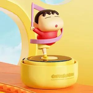 짱구 태양열 피규어 춤신춤왕 빙글빙글 리듬체조 차량용 디퓨저 회전하는 방향제
