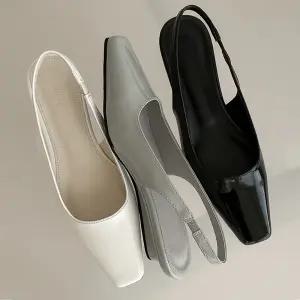 에나멜 스퀘어 웨지슬링백 로우힐 3cm 키튼힐 구두