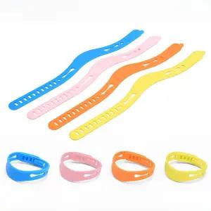 고무 팔찌 부드러운 다용도 방수 실리콘 팔찌 운동 단체 학생 미아방지 어린이 이벤트 스포츠 심플 유아