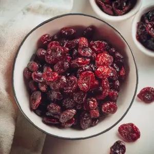 건조 크랜베리 350g 무가당 건과일 홈베이킹 제과재료 영양간식 휴대용 지퍼백
