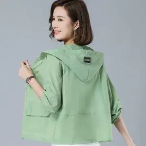 여성 후드 바람막이 경량 아우터 간절기 점퍼 가벼운 착용감 3컬러 생활방수 데일리룩 얇은 외투