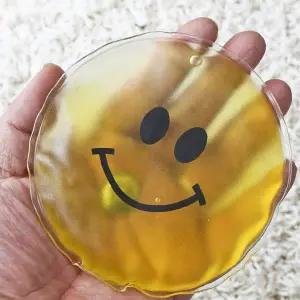 충전식 휴대용 젤 핫팩 손난로 스마일 이모티콘 디자인 겨울 실내 야외 주머니