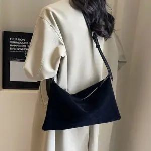 심플 크로스 스웨이드 숄더백 미니백 데일리백 캐주얼백 캔버스백 미니크로스백 심플백