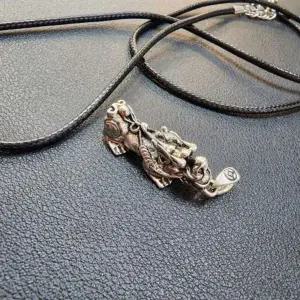 [하프클럽/]행운 재물 상승 풍수 목걸이 여성 남성