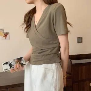 셔링 랩 반팔티 무지 V넥 스판 티셔츠 봄 여름 데일리룩