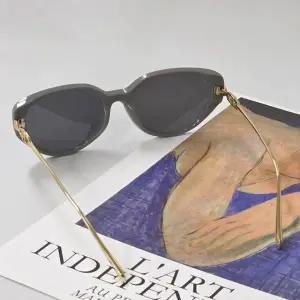 ( )캐츠 아이 포인트 선글라스