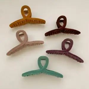 [신세계라이브쇼핑][옷자락] 여자 보송벨벳 꼬임 디자인 헤어 집게핀