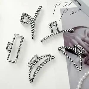 [신세계라이브쇼핑][옷자락] 여자 지브라 패턴 헤어 집게 5type 택1 헤어핀