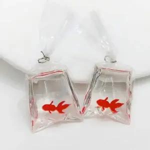 [하프클럽/]금붕어 물고기 키링 어항 우정 커플 친구 선물 키치 힙한 에어팟