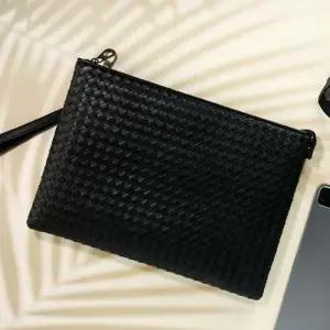 가죽 손가방 클러치백 위빙 남자 핸들 가방 블랙