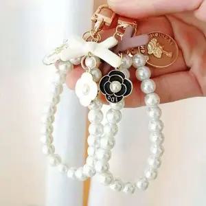 [하프클럽/]스트랩 자동차 가방 자동차키링 열쇠고리 키링 진주 여자