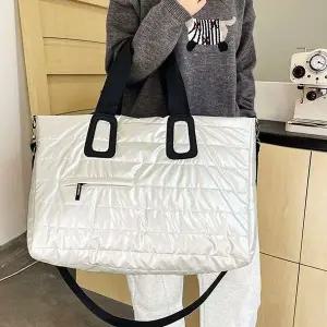 [하프클럽/]여행 보스턴백 여행가방 옷 보스턴 가방 1박 ivory 짐 용 백