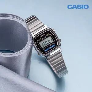 [카시오] 스퀘어 LA-670WA-1DF 빈티지 레트로 여성 전자 메탈 손목시계