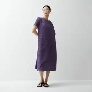 숏 슬리브 언발란스 사선 원피스_EPOPM124043