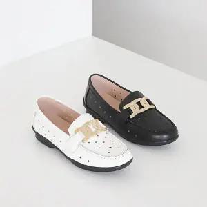 [하프클럽/]여성 로퍼 펀칭 체인장식 데일리 포멀 통굽신발