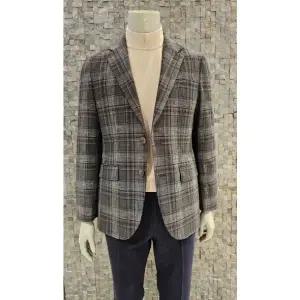 [롯데백화점]맨잇슈트 춘추동 스판 그레이 체크 셋업재킷(ZEGD10-127)