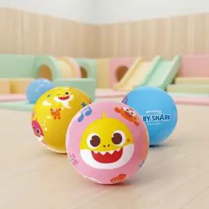 핑크퐁 아기상어 탱탱볼 소프트볼 캐릭터 고무 장난감공 물놀이 공놀이 바닷가 수영장 유아
