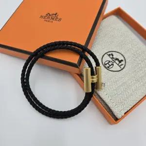 남성 투니스 트레세 팔찌 금장 H068406FM