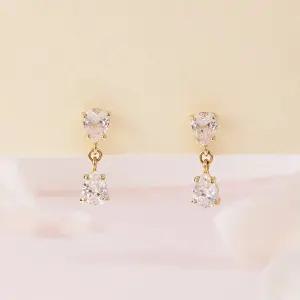 18K 쁘띠 물방울 큐빅 침귀걸이 한쌍 MNE42490