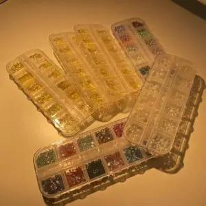 셀프네일 큐빅 파츠 믹스펄 스톤 네일아트 장식 재료