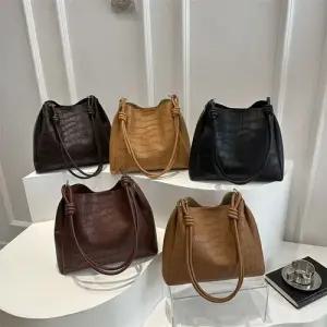 여름 여사친 캐주얼백 트렌드 슬림핏 솔리드백 파우치 OP2