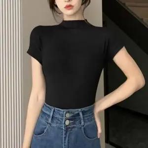 여성 반팔티 이너티셔츠 레이어드티 여성반팔티