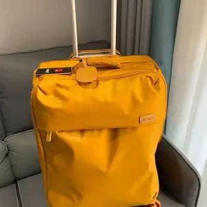 기내용 소프트 캐리어 경량 천캐리어 핑크 방수 26인치 가벼운