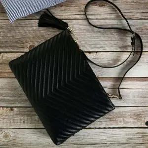 가죽 클러치백 파우치백 크로스 사선 가방 블랙