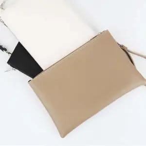 남성 클러치가방 여성 심플한 클러치백 베이지