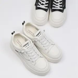 여자 데일리 캐주얼 편안한 착용감 트렌디 플랫폼 스니커즈